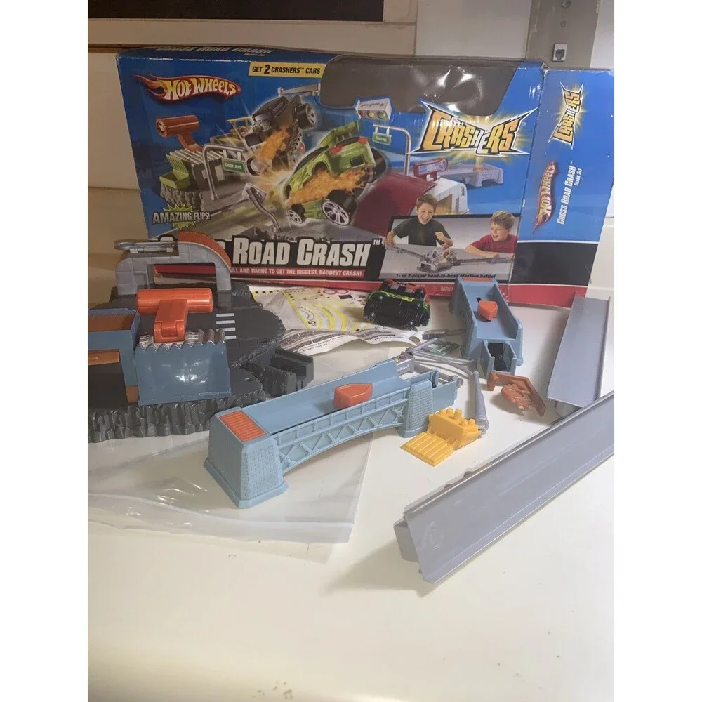 Hot Wheels this crossroads